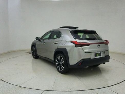 Used 2019 Lexus UX 200 FWD image 66