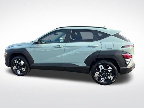 Used 2024 Hyundai Kona SEL AWD/4WD image 2
