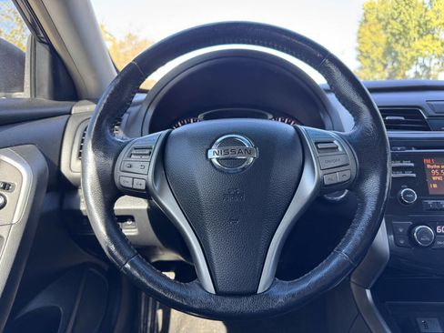 Used 2013 Nissan Altima 2.5 SL image 17