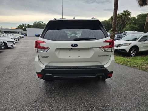 Certified 2023 Subaru Forester Premium AWD/4WD image 4