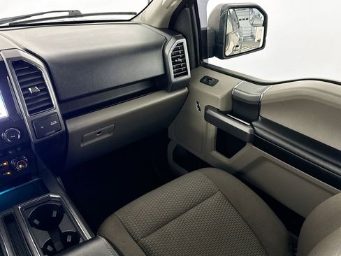 Used 2019 Ford F150 XLT w/ Equipment Group 302A Luxury AWD/4WD image 27
