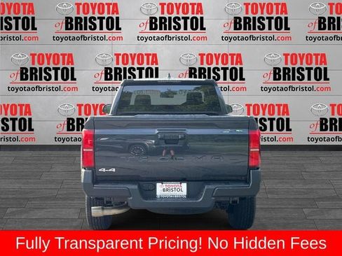 Used 2025 Toyota Tacoma SR AWD/4WD image 4