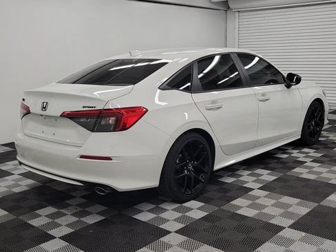 Used 2024 Honda Civic Sport image 6
