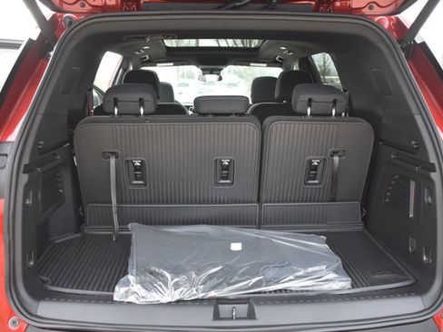 New 2026 Chevrolet Traverse LT w/ Sun and Wheel Package image 19