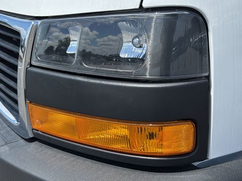 New 2025 GMC Savana 3500 Extended w/ Power Convenience Package image 6