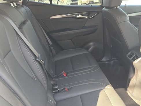 Used 2025 Buick Envision Preferred image 8
