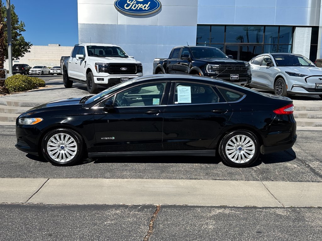 Used 2016 Ford Fusion S FWD image 3