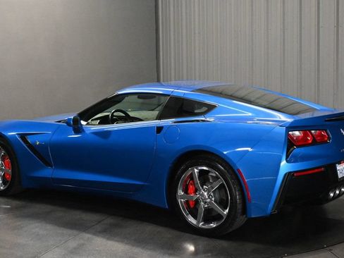 Used 2015 Chevrolet Corvette Stingray Coupe w/ 2LT Preferred Equipment Group RWD image 7