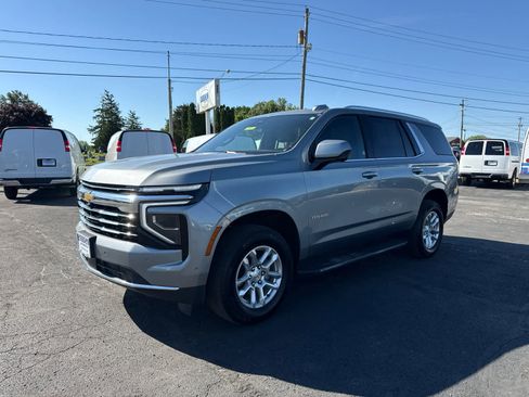 Certified 2025 Chevrolet Tahoe LT AWD/4WD image 1