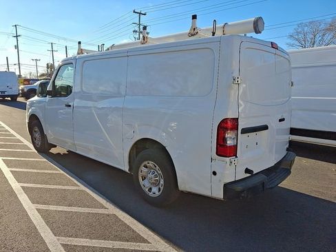 Used 2017 Nissan NV 2500 SV image 6