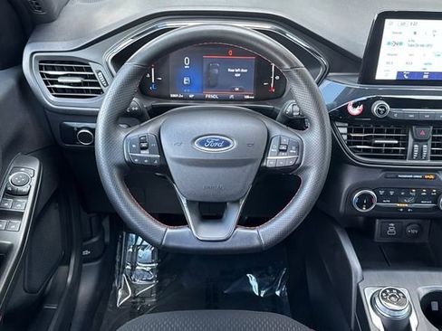 Used 2025 Ford Escape ST-Line FWD image 16