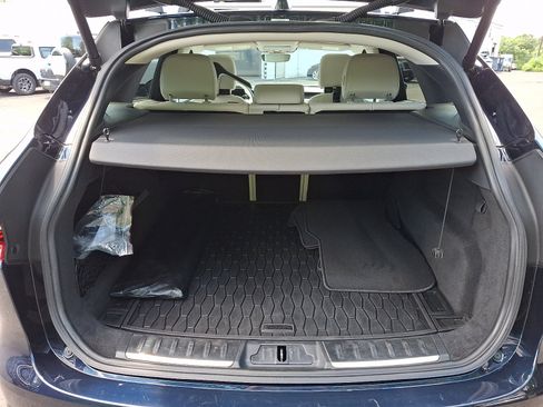 Used 2023 Jaguar F-PACE S AWD/4WD image 28