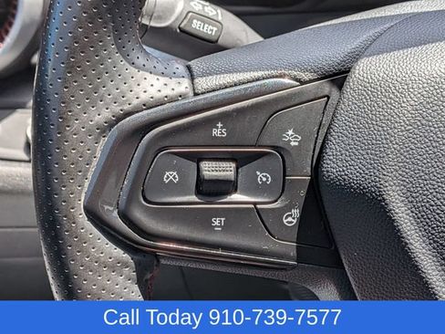 Used 2024 Chevrolet Trax RS FWD image 19