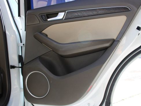 Used 2015 Audi Q5 2.0T Premium Plus w/ Technology Package AWD/4WD image 12