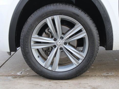 Used 2019 Volkswagen Atlas SE w/ Towing Package image 32