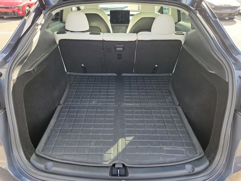 Used 2023 Tesla Model Y Long Range image 14