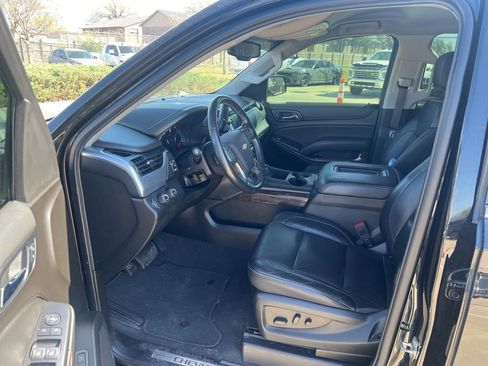 Used 2019 Chevrolet Tahoe LT image 6