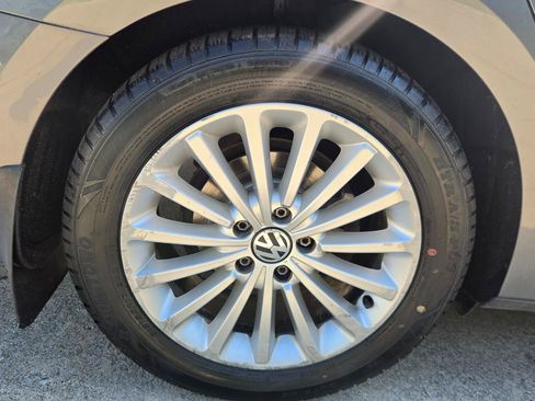 Used 2016 Volkswagen Passat 1.8T SE FWD image 13