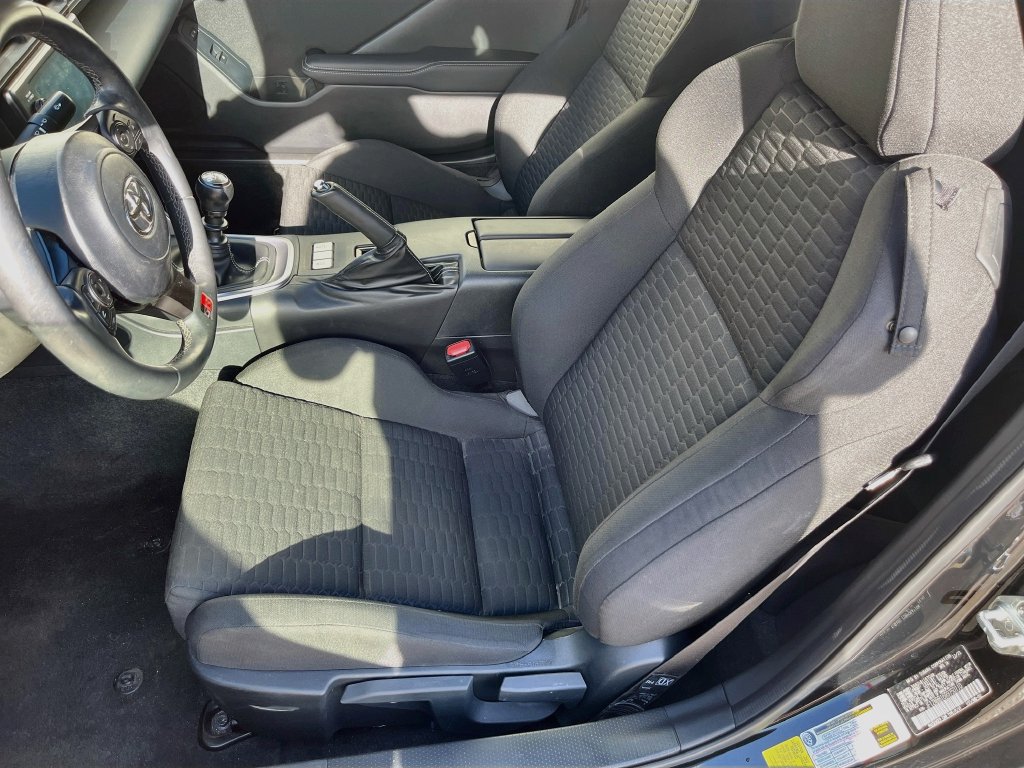 Used 2024 Toyota GR86 RWD image 19