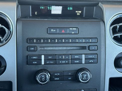 Used 2011 Ford F150 XLT w/ XLT Convenience Pkg image 21