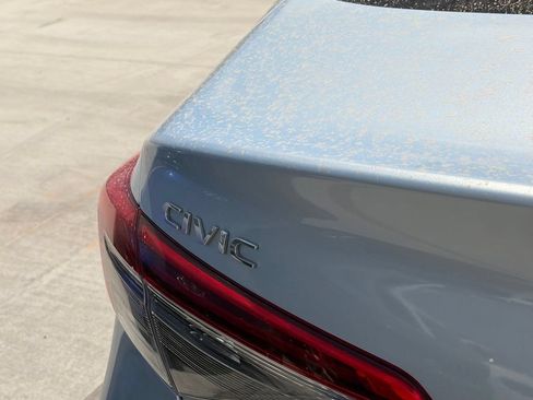 Used 2022 Honda Civic EX image 4