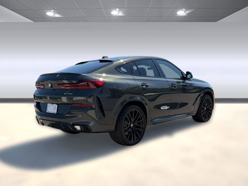 New 2026 BMW X6 xDrive40i w/ Executive Package image 9