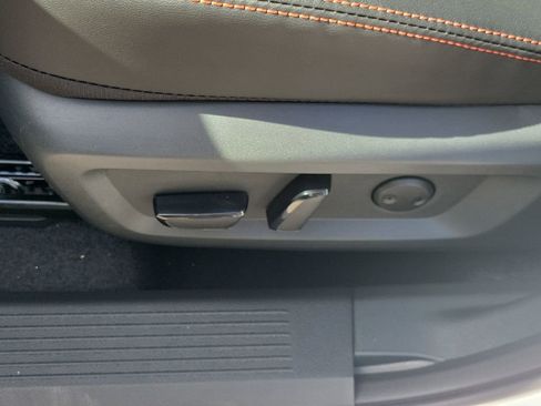 New 2026 Nissan Rogue SV image 25