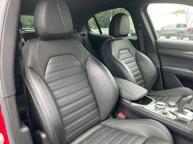 Used 2022 Alfa Romeo Stelvio Quadrifoglio w/ Active Assist Plus Package AWD/4WD image 30