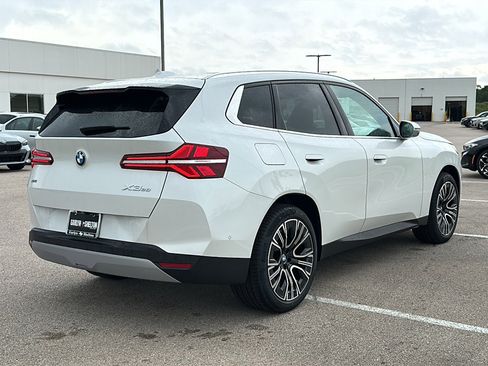 New 2026 BMW X3 xDrive30 w/ Premium Package AWD/4WD image 8