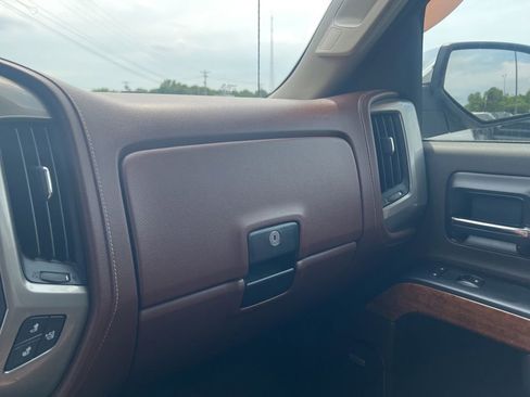 Used 2014 Chevrolet Silverado 1500 High Country w/ High Country Premium Package AWD/4WD image 17