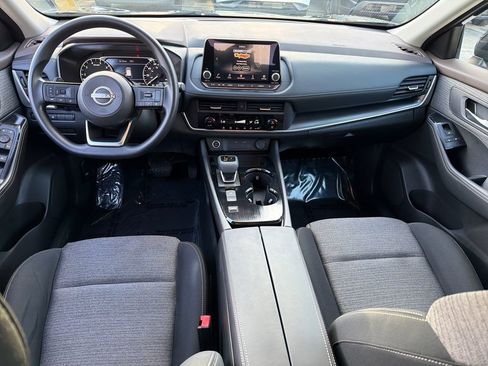 Certified 2023 Nissan Rogue SV image 15