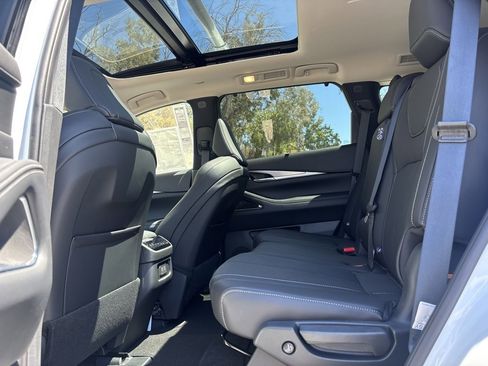 New 2026 INFINITI QX60 Luxe w/ Cargo Package image 26