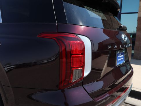 Used 2025 Hyundai Palisade Calligraphy AWD/4WD image 18