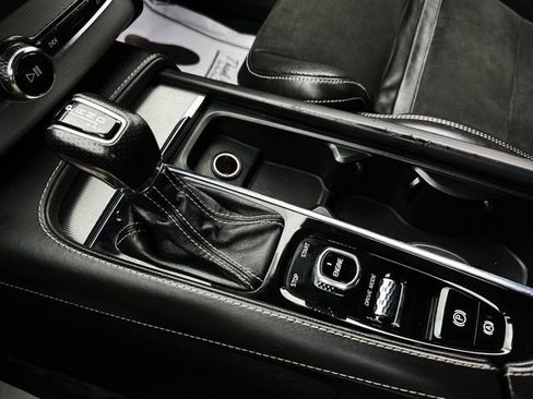 Used 2016 Volvo XC90 T6 R-Design w/ Protection Package Plus image 27