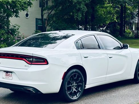Used 2016 Dodge Charger SXT AWD/4WD image 10