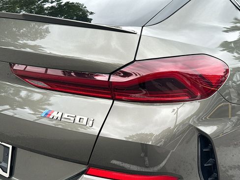 Used 2020 BMW X6 M50i image 29