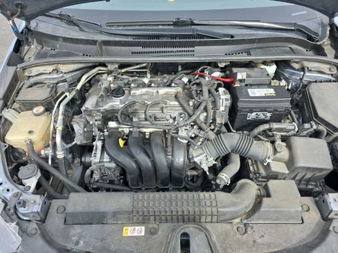 Used 2020 Toyota Corolla L image 11