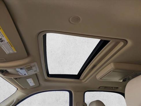 Used 2009 Cadillac Escalade AWD image 17