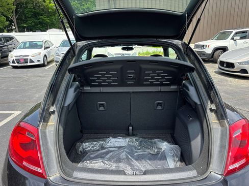 Used 2013 Volkswagen Beetle 2.5 Fender FWD image 9