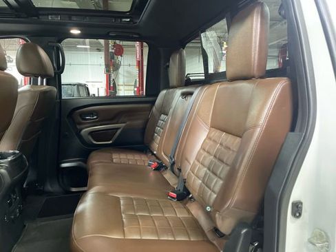 Used 2023 Nissan Titan Platinum Reserve w/ Moonroof Package AWD/4WD image 23