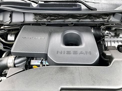 Certified 2025 Nissan Murano SV image 32