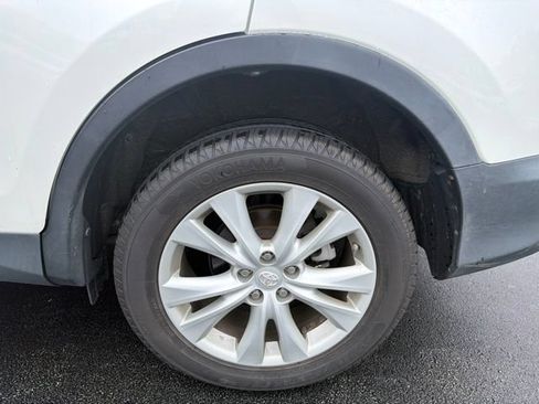 Used 2014 Toyota RAV4 Limited AWD/4WD image 4