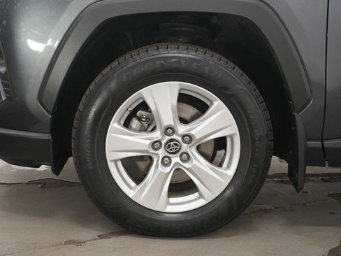 Used 2019 Toyota RAV4 XLE image 30