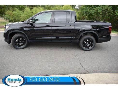 New 2026 Honda Ridgeline Black Edition image 4