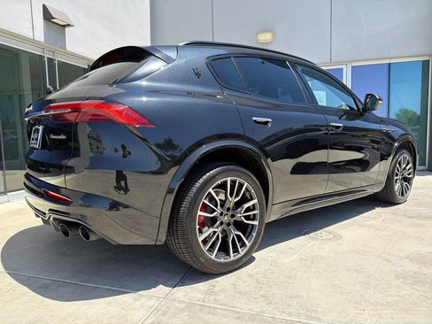Certified 2023 Maserati Grecale Folgore AWD/4WD image 6