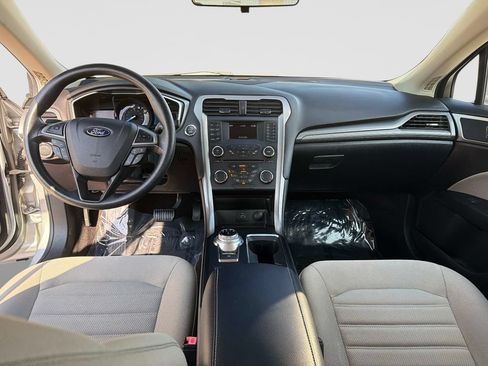 Used 2018 Ford Fusion S FWD image 17