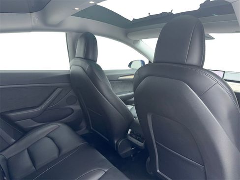 Used 2021 Tesla Model 3 Standard Range Plus image 52