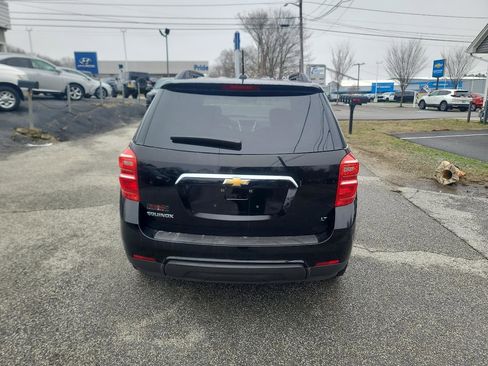 Used 2017 Chevrolet Equinox LT image 6
