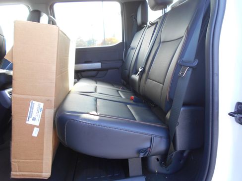 New 2025 Ford F250 Lariat w/ Lariat Ultimate Package image 37