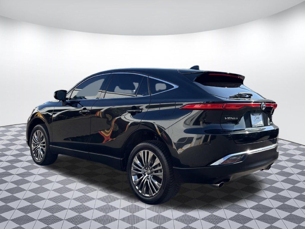 Used 2022 Toyota Venza Limited w/ Advanced Technology Package AWD/4WD image 5